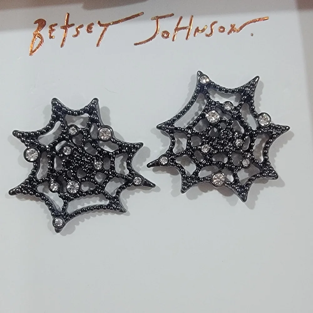 Betsey Johnson spiderweb 🕸 earrings - Picture 10 of 10